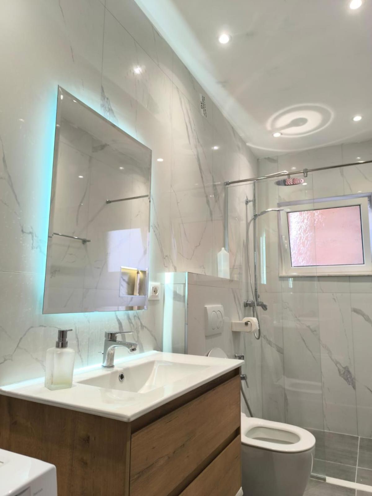 Myslym Shyri Lovely Top Apartment Tiran Dış mekan fotoğraf